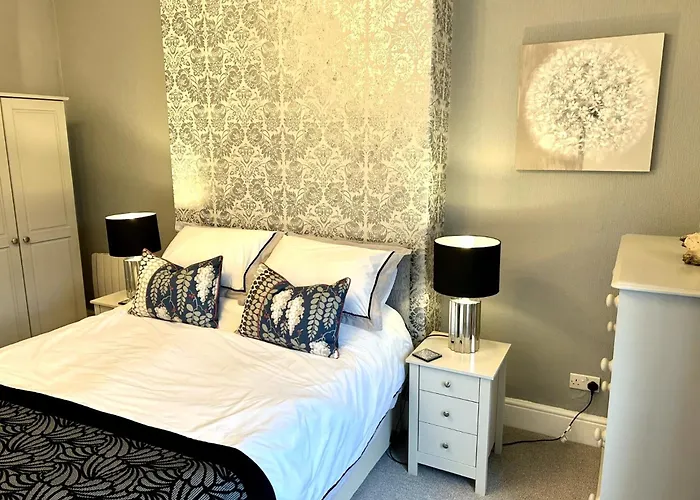 Willesden, Apartment 1, A Beautifully Furnished One Bedroomed Apartment In The Heart Of Llandudno