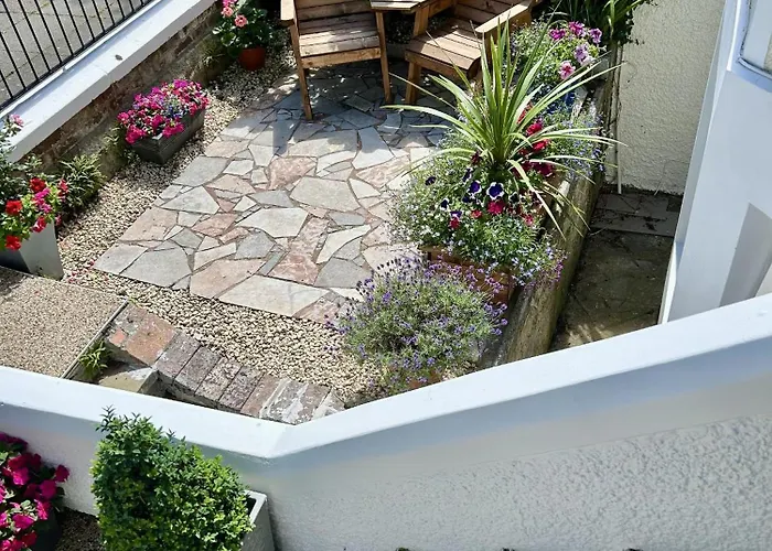 Willesden, Apartment 1, A Beautifully Furnished One Bedroomed Apartment In The Heart Of Llandudno
